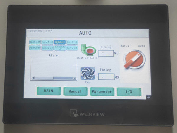 La unidad de la ducha de aire del recinto limpio de ROHS conecta con control del colector de polvo por el PLC y la pantalla táctil 1