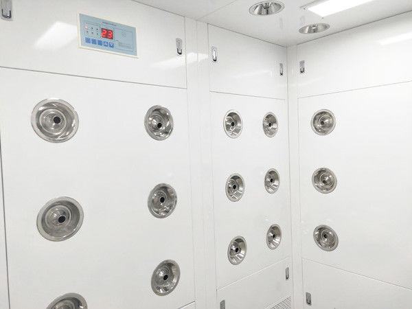 L mecanografía la ducha de aire de la esquina con las puertas de oscilación de aluminio para el sitio limpio de la clase 1000 de las personas 5-6 en Indonesia 0